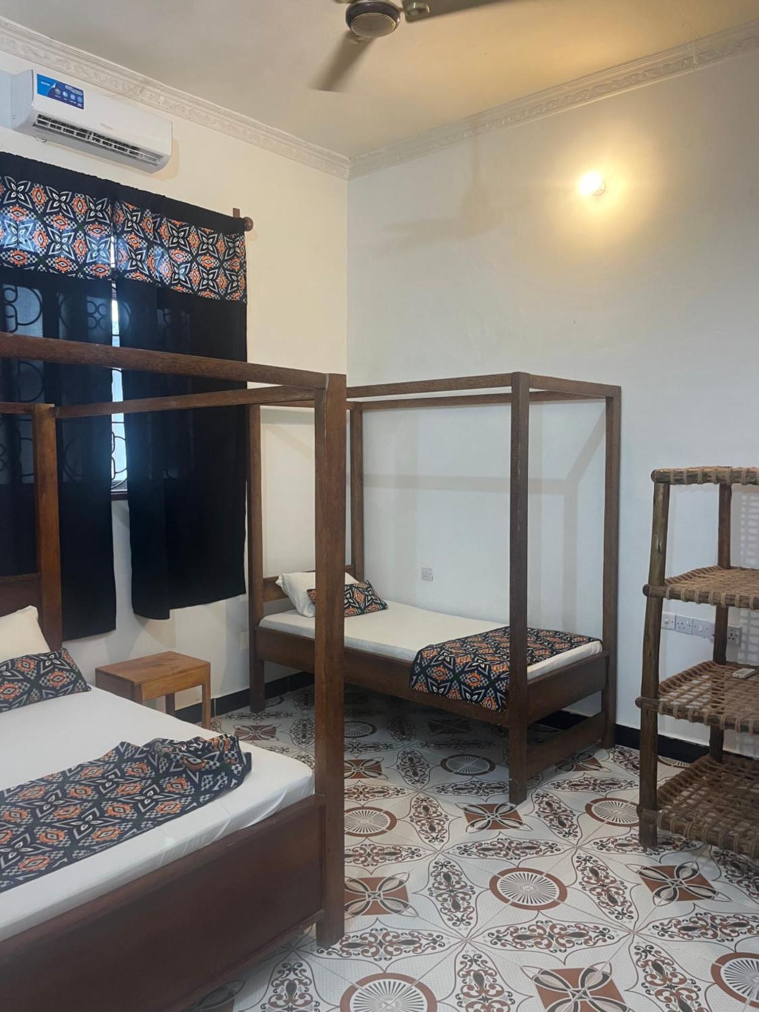 Fish House Nungwi Bed & Breakfast Екстериор снимка