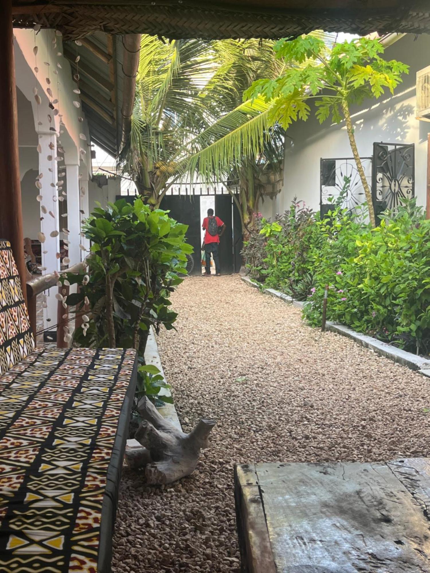 Fish House Nungwi Bed & Breakfast Екстериор снимка